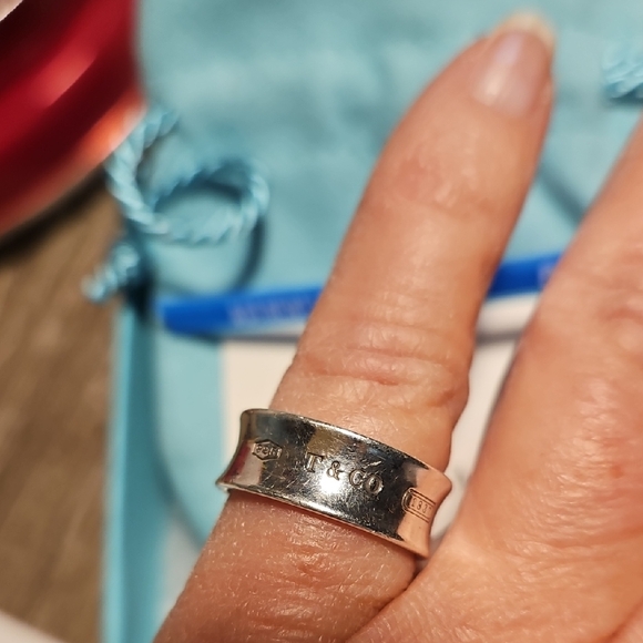 Tiffany & Co. Polished Silver Band